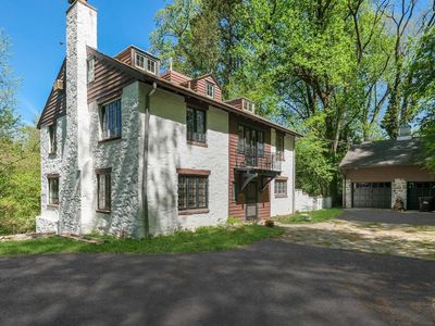 203 E Ferry Rd, Yardley, PA, 19067