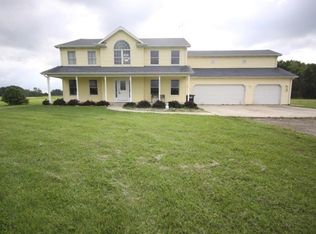 276 S 700 E, Angola, IN 46703