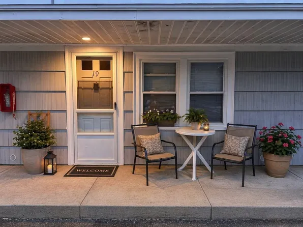 433 Lower County Rd #19, Dennis Port, MA 02639