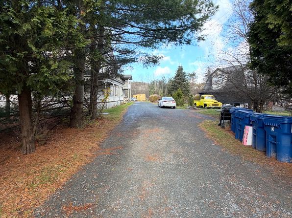 6568 State Route 52 APT 4