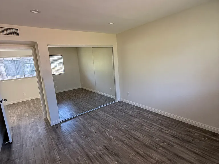 10274 Tujunga Canyon Blvd #4 — Photo 24
