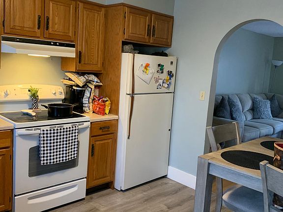 5th image of 110 Palm St #2