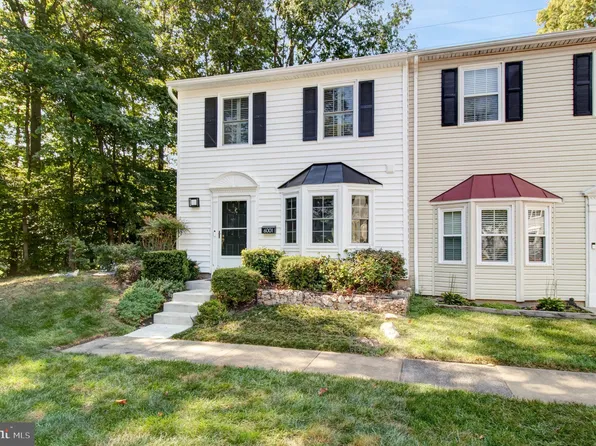 6001 Selwood Pl, Springfield, VA 22152