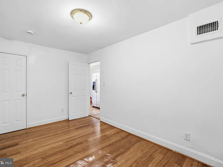 1701 Montello Ave NE #B — Photo 15
