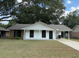 13208 Lee Dr, Gonzales, LA 70737