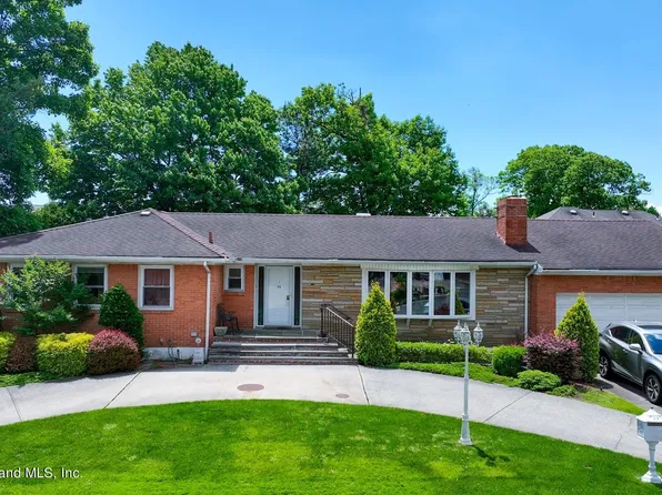 78 Merrick Ave, Staten Island, NY 10301