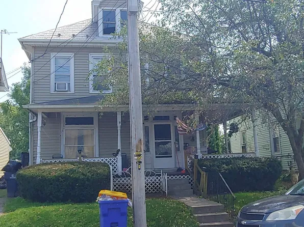 312 E Jackson St, New Holland, PA 17557