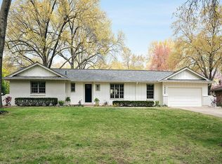 2308 W 104th Ter, Leawood, KS 66206