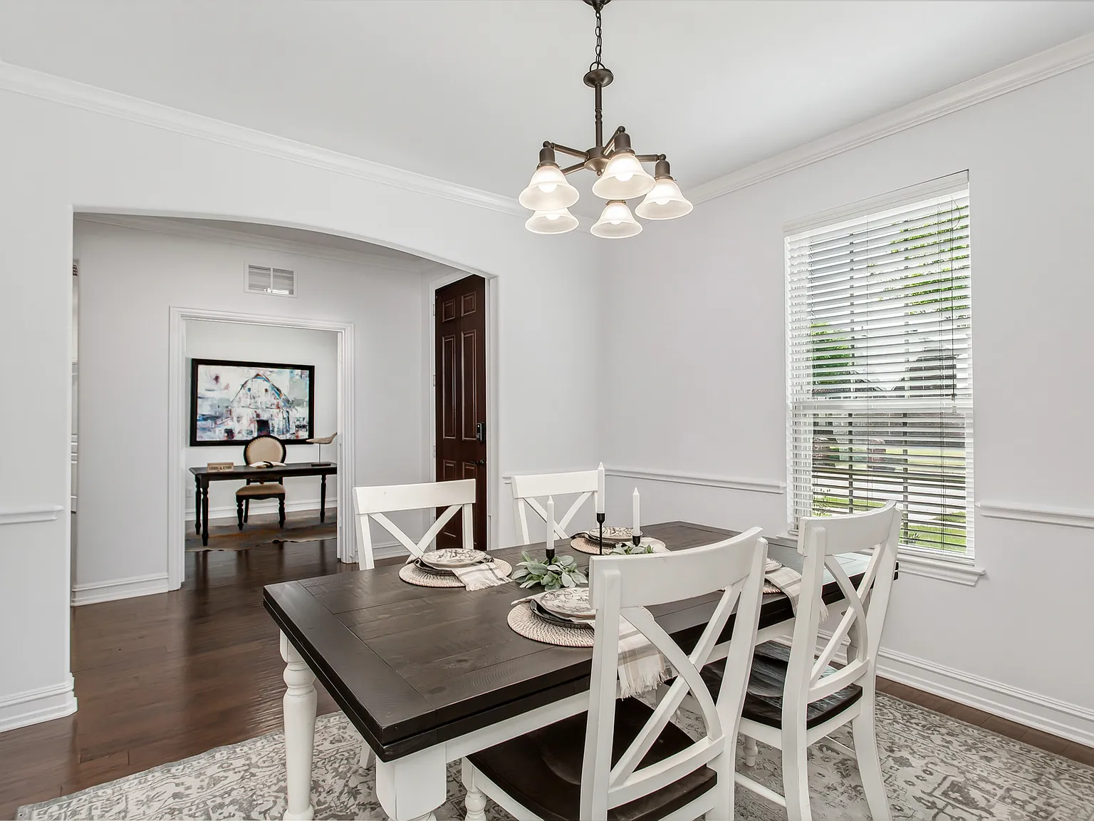 3 bed, 3015 sqft, $3,300 — Photo 4