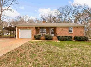 109 Hickory Hollow Dr, Inman, SC 29349