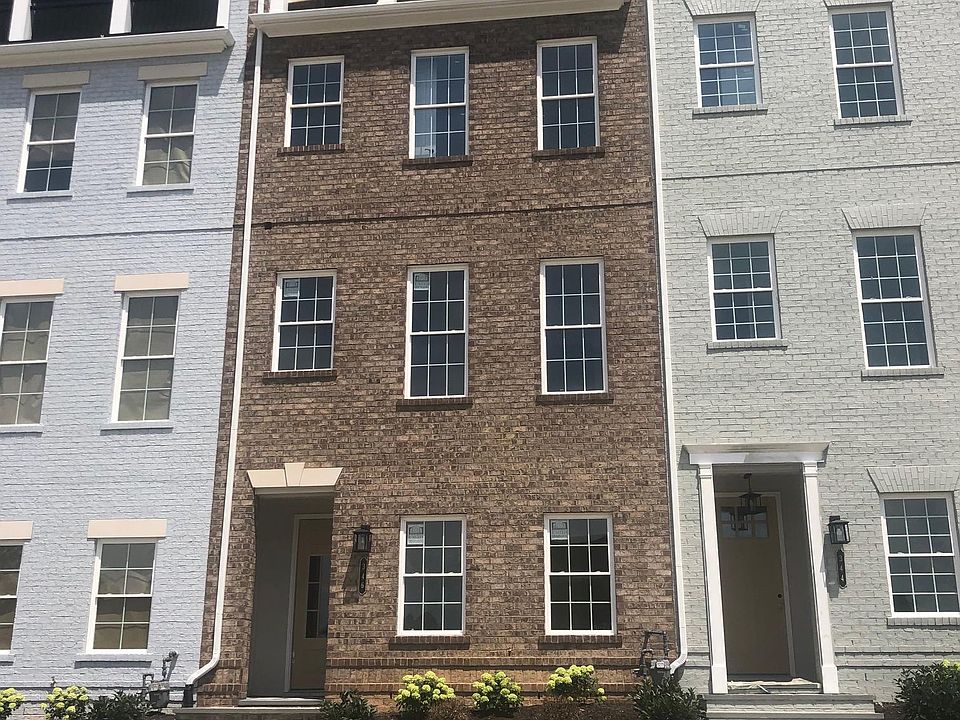 Front Exterior - Bright first floor entry into home - Front-facing covered terrace