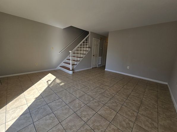 601 37th Ave N APT I