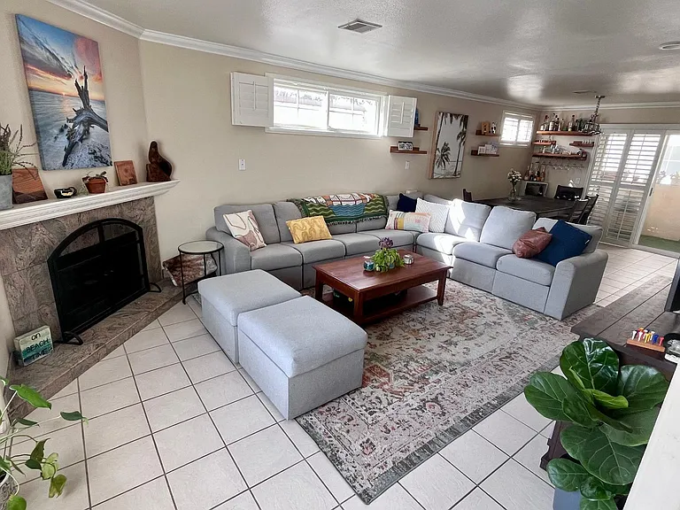 4948 Voltaire St #1 — Photo 19