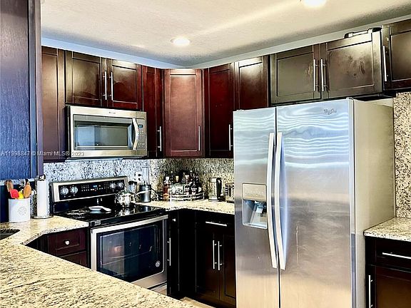 3rd image of 3547 NW 35th St #1615