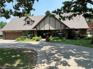 1309 Burnham Rd, Fort Smith, AR 72903