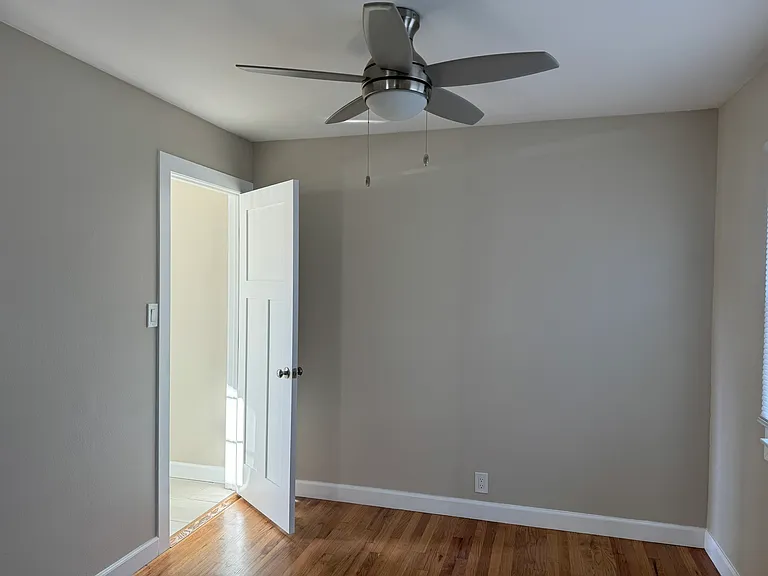 75 W Vince St — Photo 7