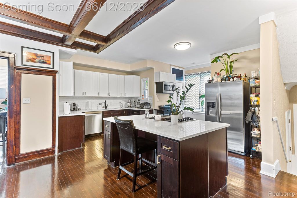 7641 La Salle Blvd, Detroit, MI - View 6