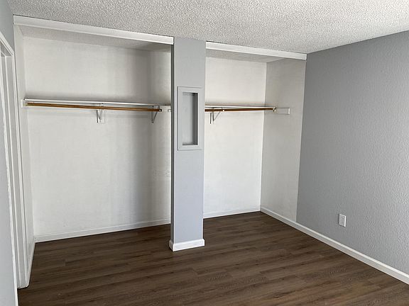 5th image of 2738 Sierra St