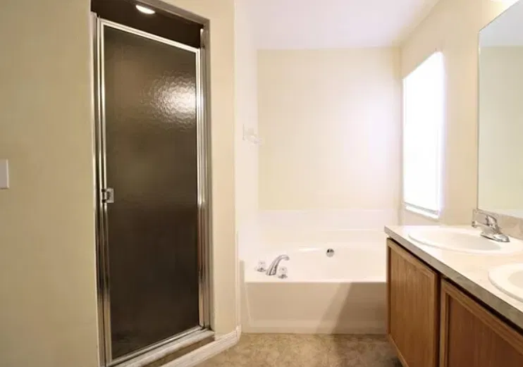 1720 Sage Creek Ct — Photo 10