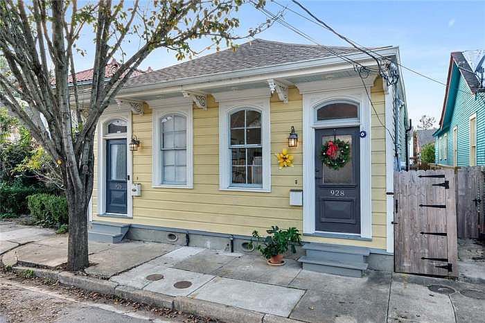 1st image of 926 Piety St