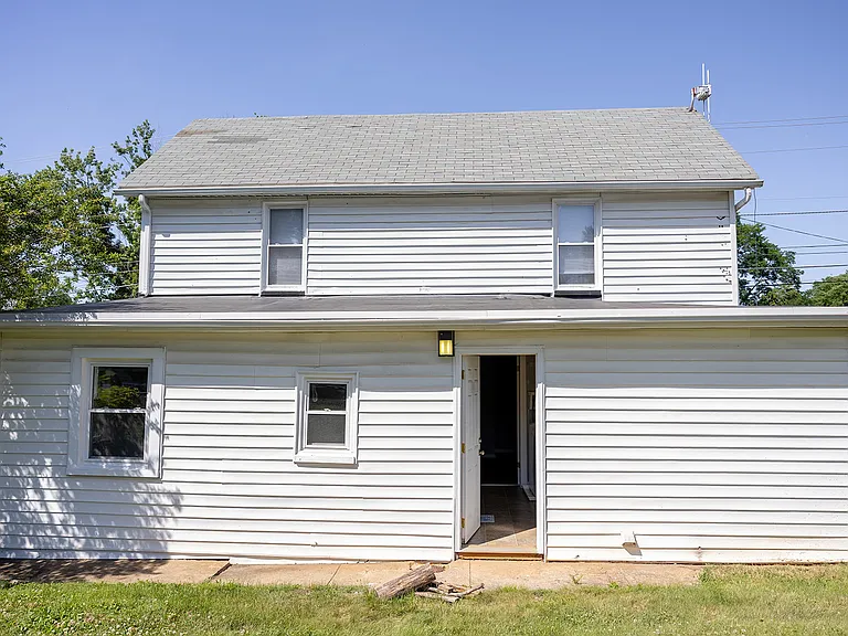 263 Bell St — Photo 3