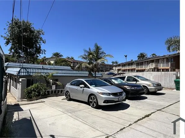 2240 Dunlop St #6, San Diego, CA 92111