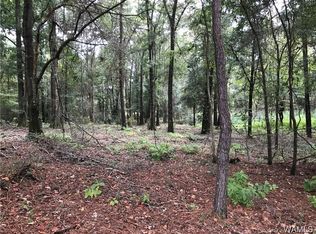 3 Grandview Dr, Northport, AL 35475