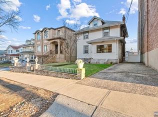 15 Henry Ave, Palisades Park, NJ 07650
