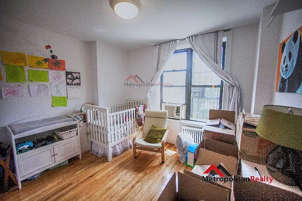 Rented by Metropolitan Realty | media 14