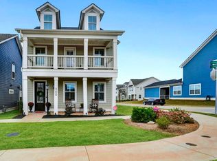 200 Townsend Ave, Greer, SC 29651