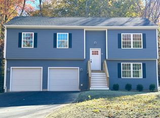 42 Holmes Rd, East Lyme, CT 06333