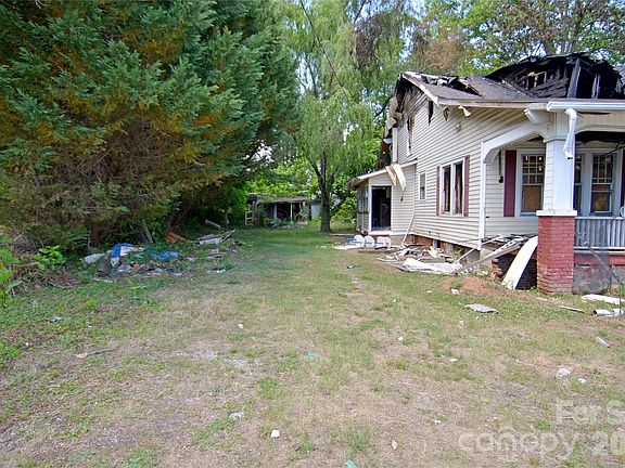 5th image of 201 Blue Ridge St #1-2
