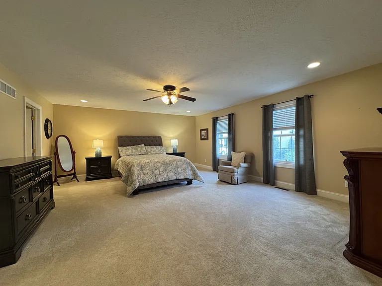 400 Saint Andrews Dr #1 — Photo 16