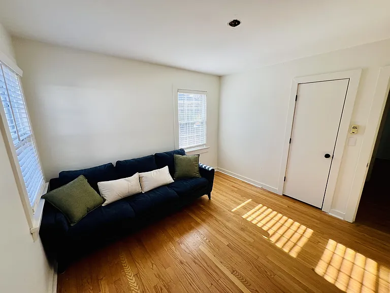 1813 Alpine Dr — Photo 15