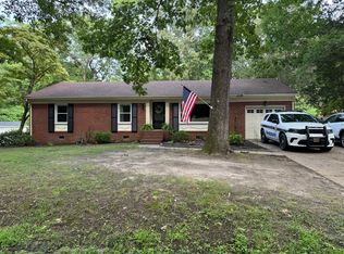 8820 Carters Cove Rd, Suffolk, VA 23433