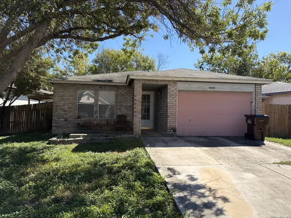 9850 MISTY PLAIN DR, San Antonio, TX 78245