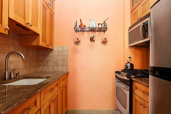 Sold by Corcoran | media 24