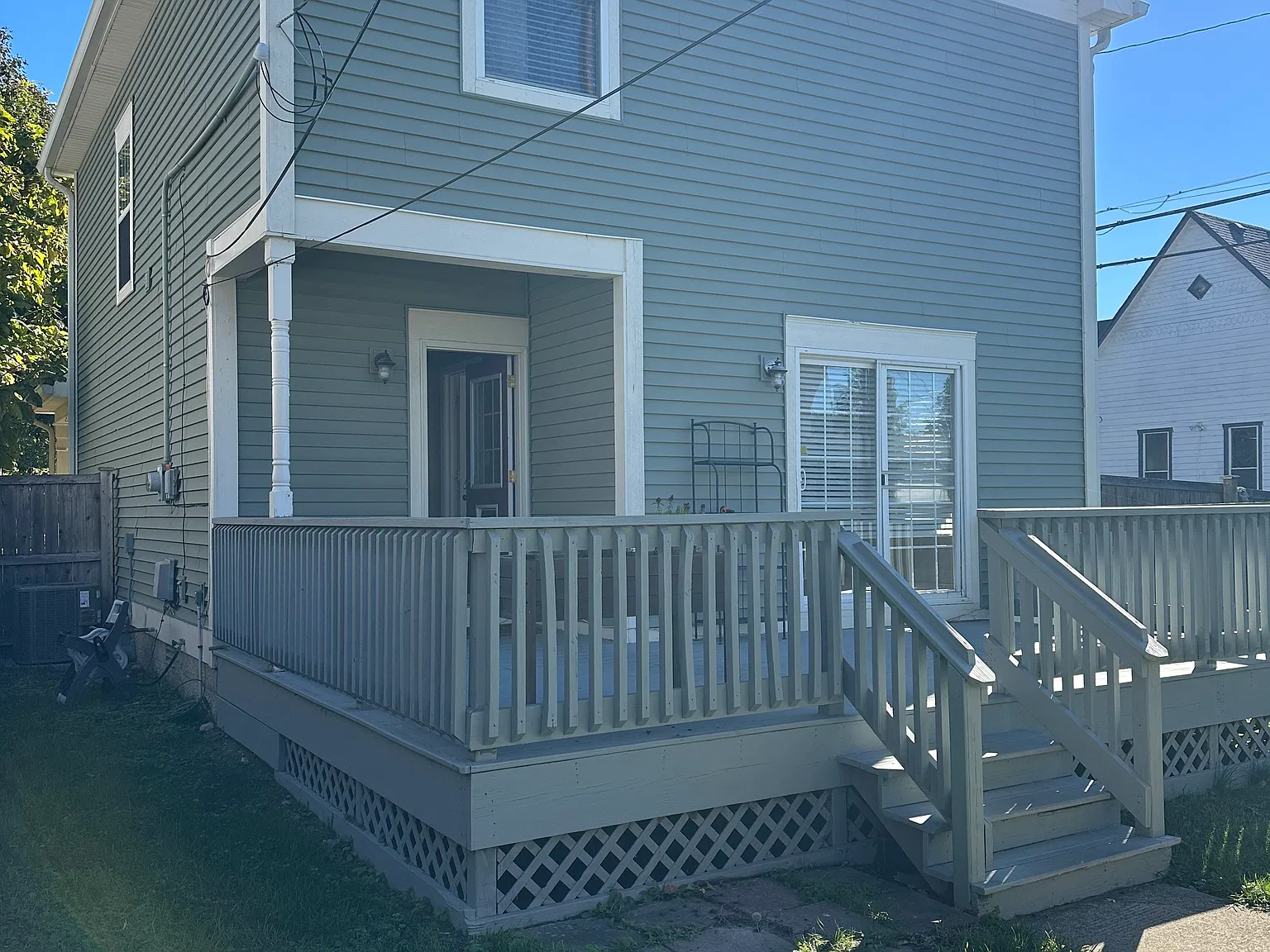 3 bed, 2.5 bath, 1560 sqft, $2,000 — Photo 2
