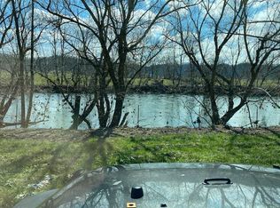 Ap Carter Hwy, Hiltons, VA 24258