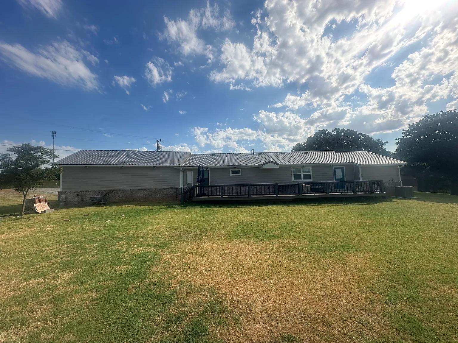 3 bed, 1800 sqft, $3,500 — Photo 2