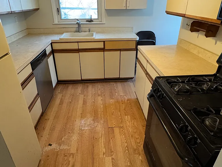 19 Chestnut St — Photo 4