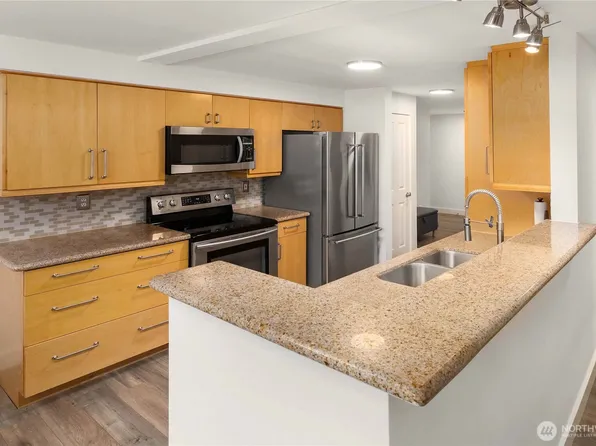 107 20th Avenue #209, Seattle, WA 98122