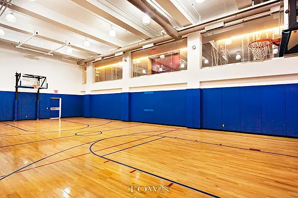 Sold by Town Residential | media 26