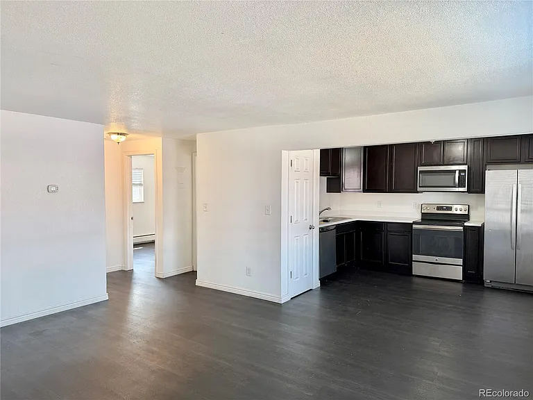 1080 S Eliot St #204 — Photo 3