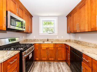 10 Myrtle Ave #1, Winthrop, MA 02152