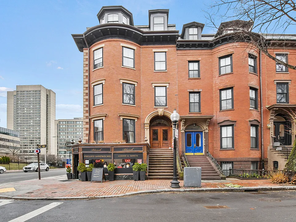 59 E Springfield St #3