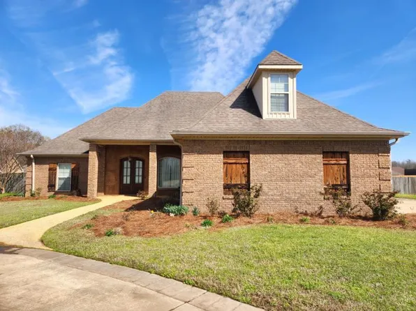 104 Rippavilla St, Saltillo, MS 38866