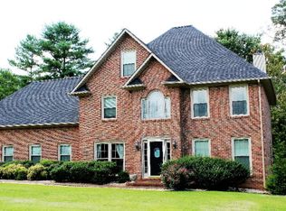 200 Jamestown Rd, Cookeville, TN 38501