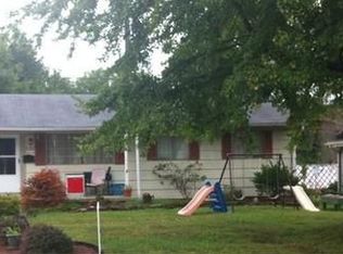 530 Meadow Cir, Hurricane, WV 25526