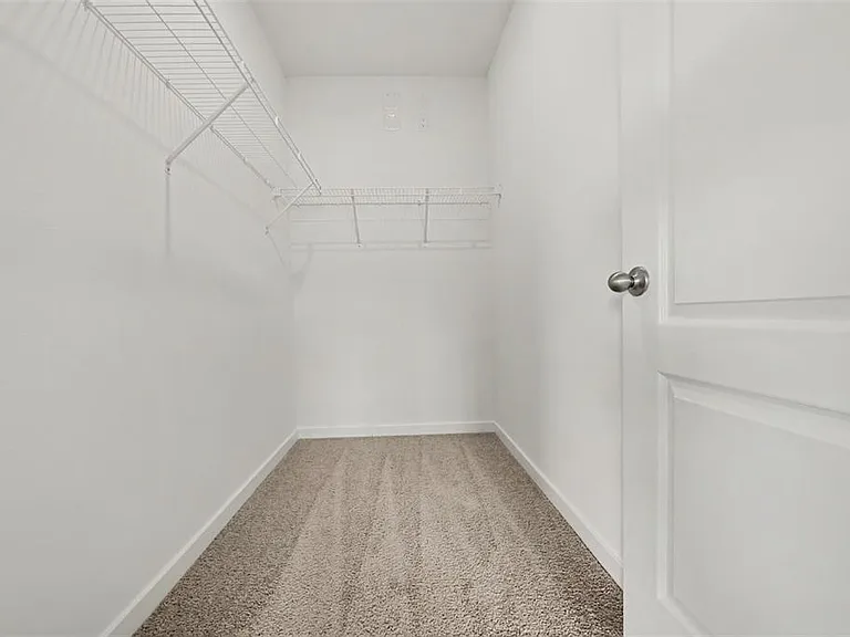 3408 Spineywood Dr — Photo 6